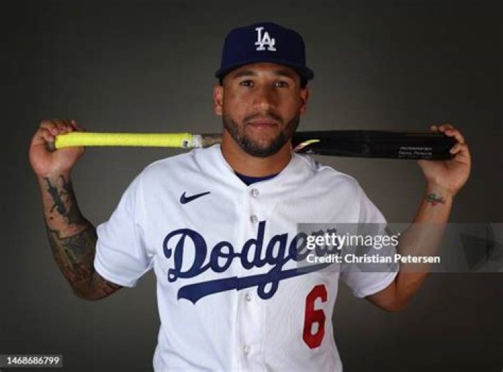 David Peralta Biography, Age, Height, Wife, Net Worth, Family