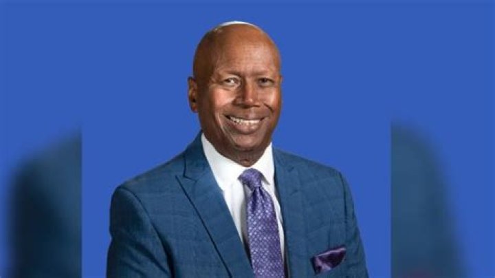 Steve Crump Biography, Age, Height, Wife, Net Worth, Family